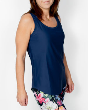 Vigga Fitted Navy Top