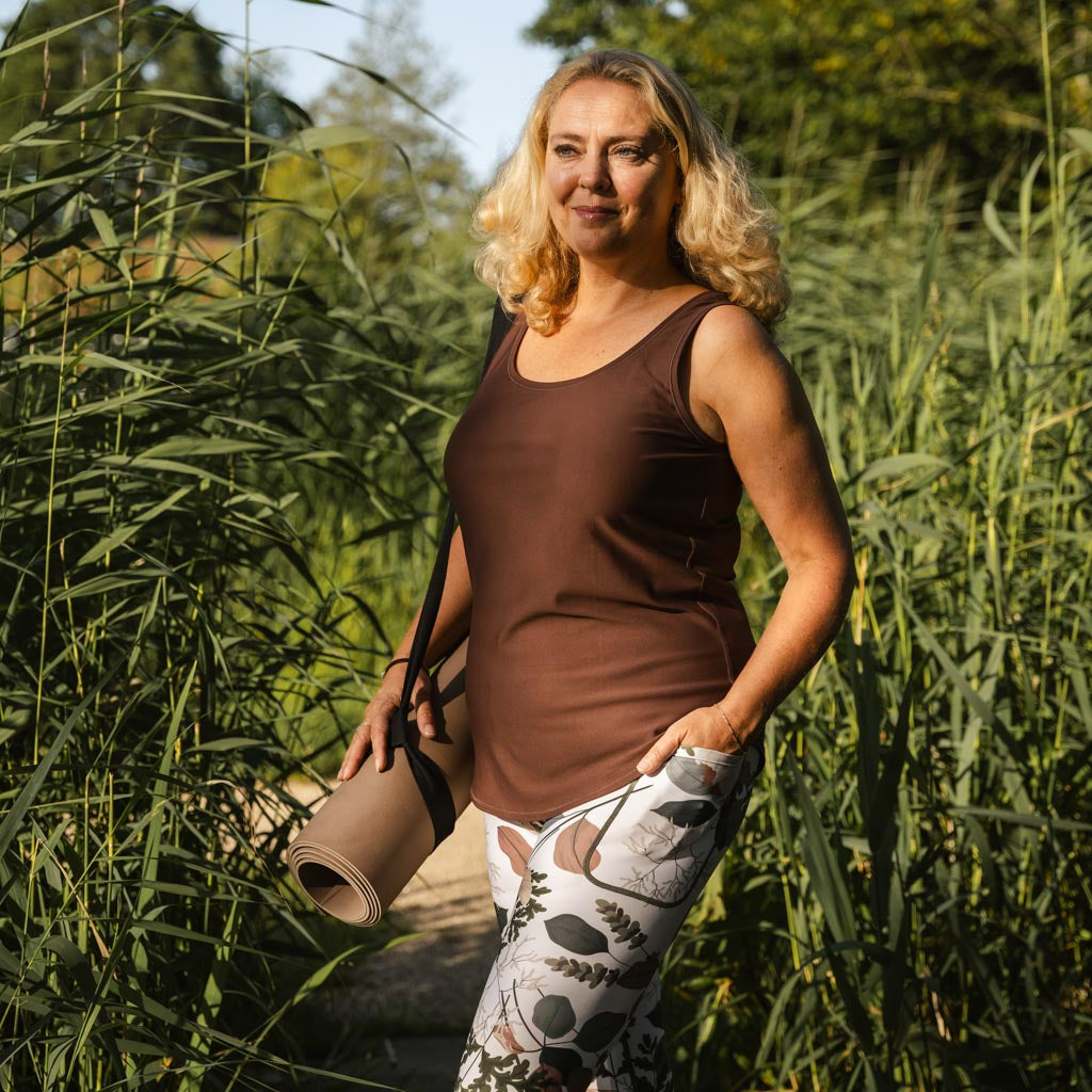 Vigga Fitted Brown Top