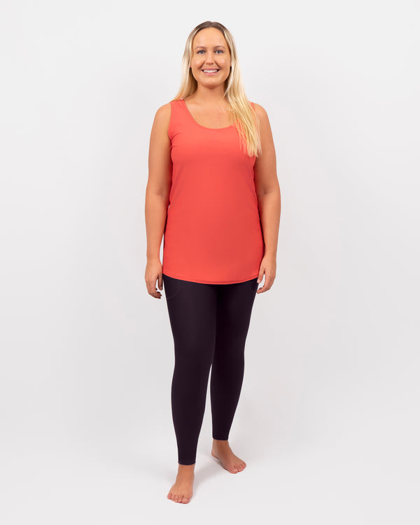 Model 5'5" | Size M