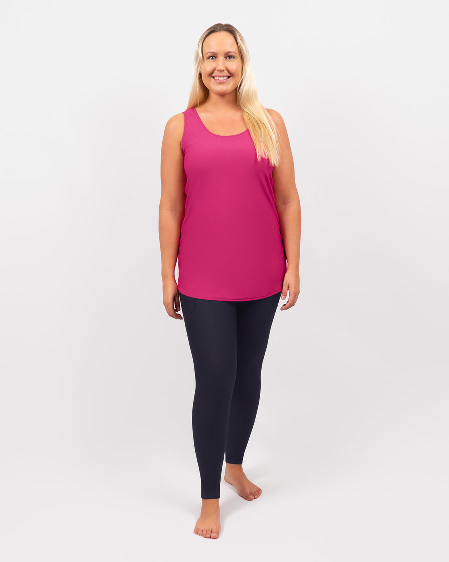 Model 5'5" | Size M