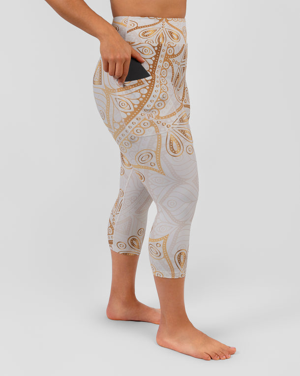 Model 5'4" | Size S