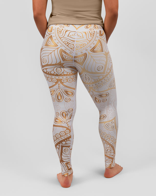 Model 5'4" | Size S