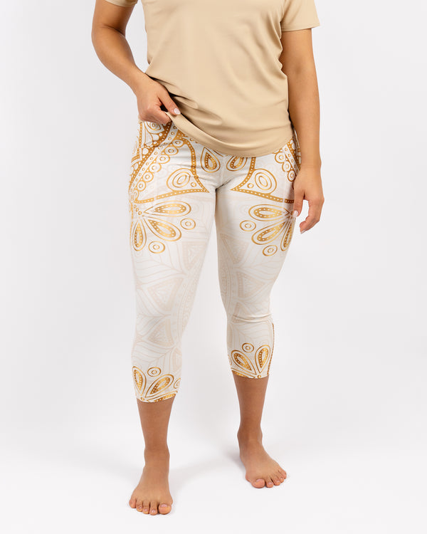 Signature White Mandala Capri