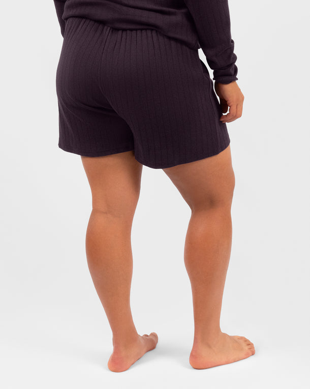 Model 5'4" | Size S